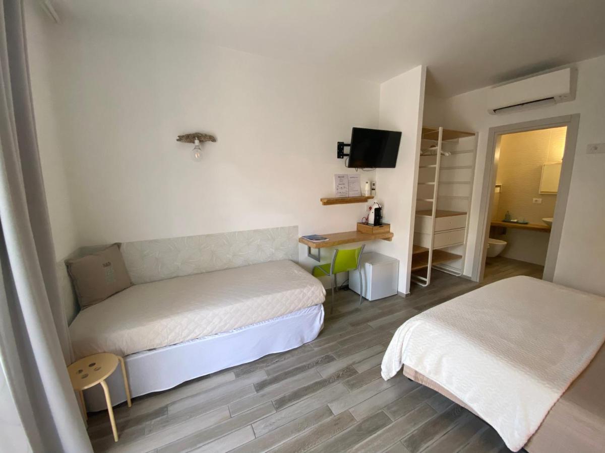 B&B 125Metri Sul Mare Sirolo Exterior foto